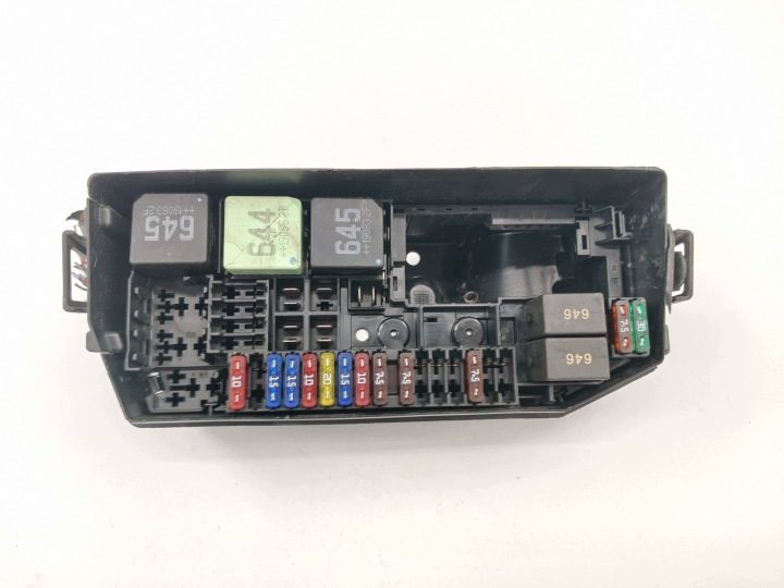 Блок предохранителей Volkswagen Audi Skoda 2Q0927165A, фото 2