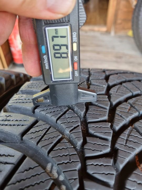 4× Шина зимняя Kumho WinterCraft WP51 225/45R18 95 В сцепление на снегу (3PMSF), фото 9