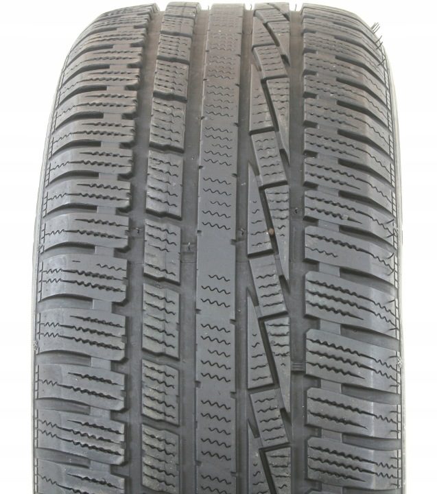 Шина зимняя Goodyear Ultra Grip Performance 225/50R16 92 H сцепление на снегу (3PMSF), фото 1