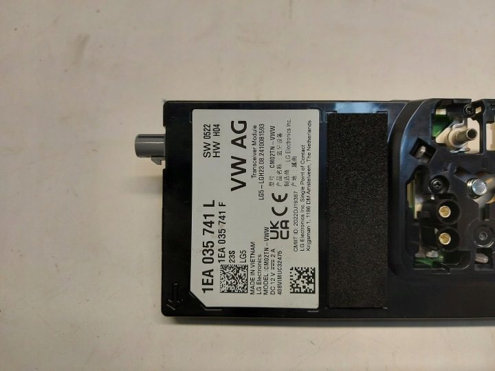 VW ID4 11A , 2024 г. ВНЕДОРОЖНИК 5D УСИЛИТЕЛЬ МОДУЛЬ АНТЕННА 1EA035741L, фото 3