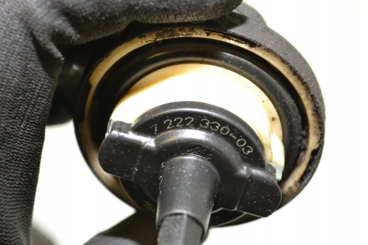 КРЫШКА ГОРЛОВИНЫ БЕНЗОБАКА BMW E60 E90 OE 7222330, фото 4