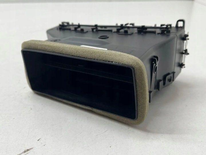 Воздухозаборник консоли VOLVO S90 31366589 2.0L бензин 132 кВт 2019, фото 2