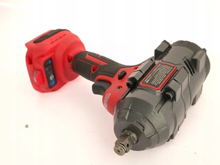 Ударный гайковерт SundpeyPRO 1500 Нм с 2 аккумуляторами 4,0 А·ч + насадки, фото 9