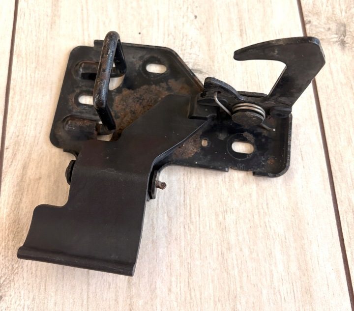 Замок Капота Двигателя Защелка Крышки Передняя VW POLO IV 9N 01-05r 6Q0823480A, фото 2