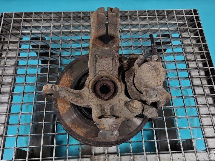 ПОВОРОТНЫЙ КУЛАК ЛЕВЫЙ СТУПИЦА ПЕРЕДНЯЯ 1,8 TDCI FORD GALAXY MK2 06-15, фото 2