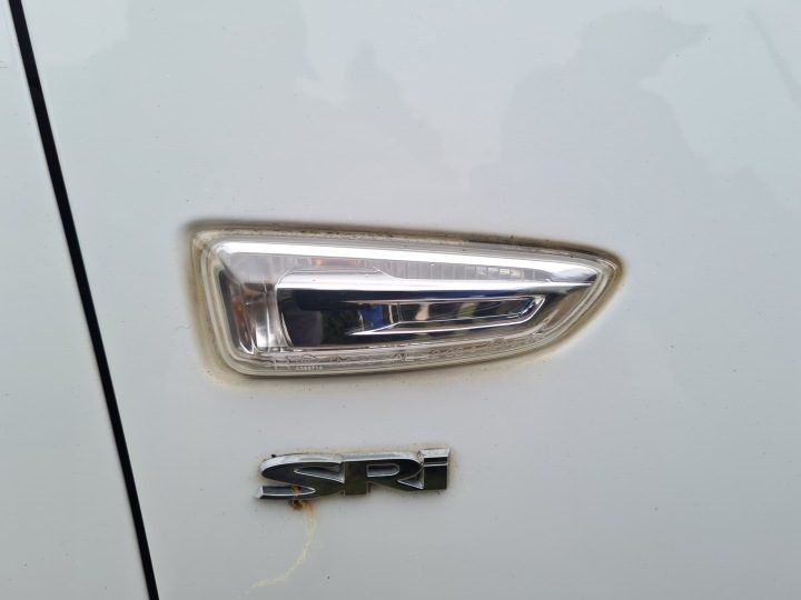 ПРАВЫЙ ПОВТОРИТЕЛЬ ПОВОРОТА В КРЫЛО OPEL ZAFIRA C, фото 1