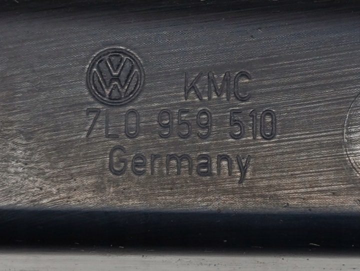 2006 Volkswagen Touareg I Прочая деталь моторного отсека 7L0959510, фото 3