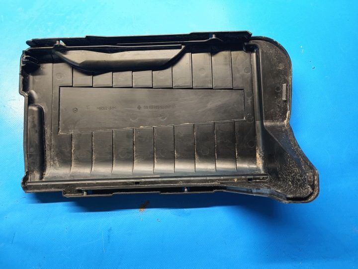 Крышка аккумулятора Mercedes A-класс W176 12-18r. W246, фото 2