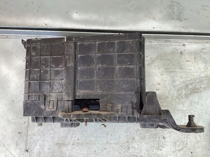 Площадка аккумулятора Audi A3 S3 8P 1K0915513, фото 4