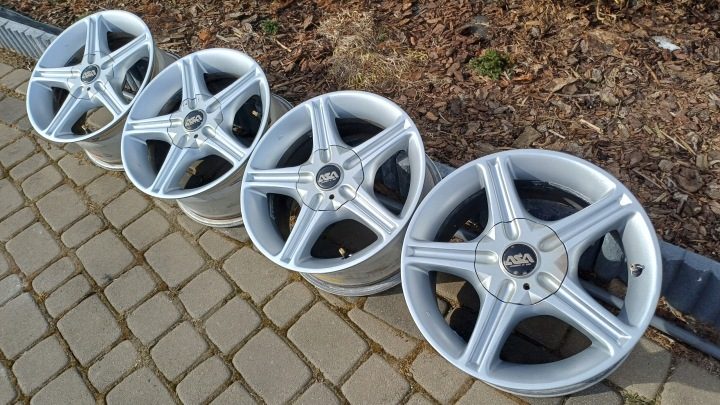 4× Литой диск 7.0" x 15" 5x114.3 ET 40, фото 1