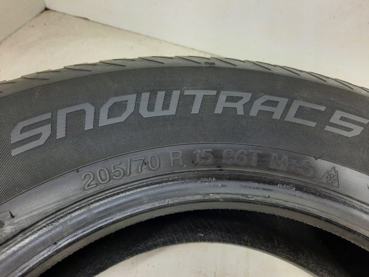 Шина зимняя Vredestein Snowtrac 5 205/70R15 96 т сцепление на снегу (3PMSF), фото 7