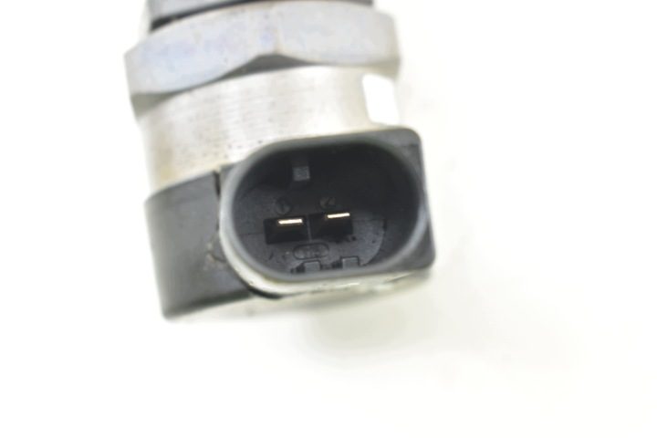 Топливная рампа Датчики VW PASSAT B7 AUDI A4 B8 A5 8T 2.0 TDI 03L089N, фото 3