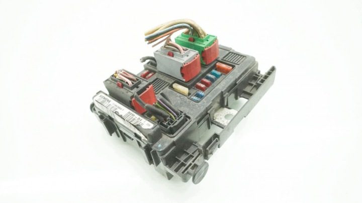 Peugeot 206 блок предохранителей 9643498780 модуль BSI BSM, фото 1