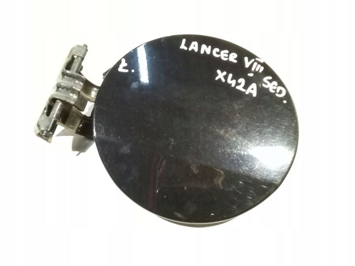 Mitsubishi Lancer VIII 8 лючок горловины бензобака X42A, фото 1
