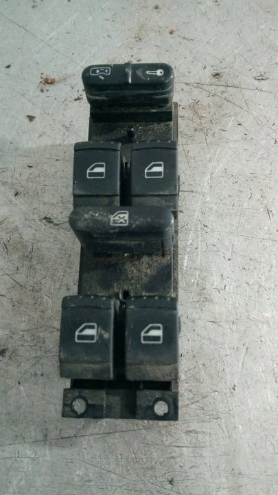Блок кнопок стеклоподъемников Volkswagen Passat b5 1J4959857D, фото 1