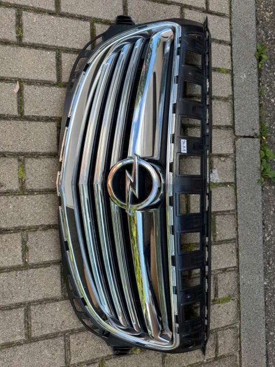 Opel Insignia A рестайлинг решетка радиатора оригинал, фото 1