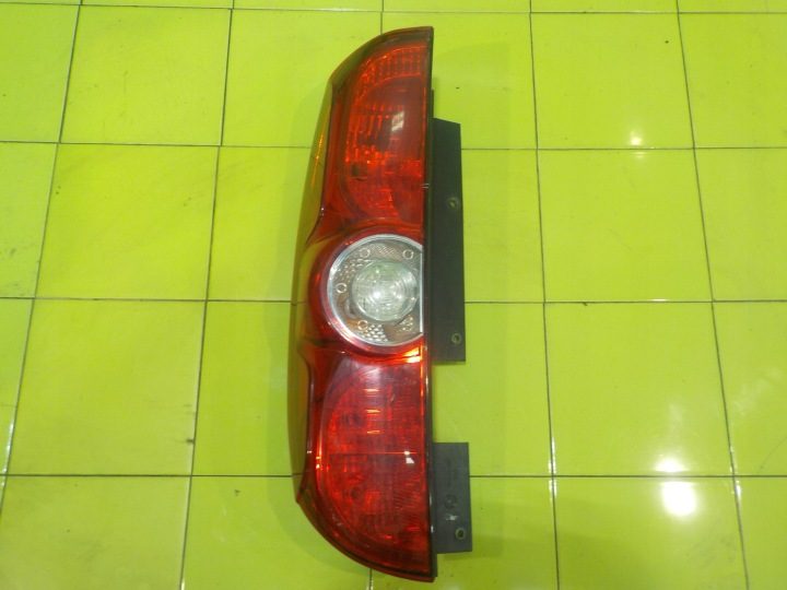 FIAT DOBLO II 1.3 M-JET 13 г. ФУРГОН фонарь левый задний 20580748 20380748, фото 2