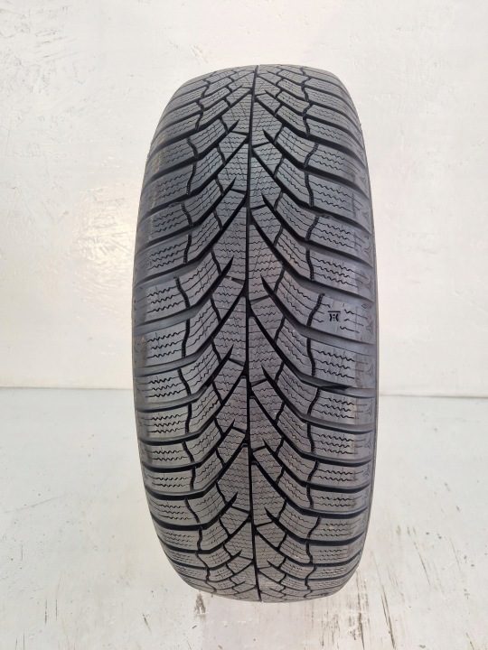 Шина зимняя Kumho WinterCraft WP52+ 195/60R16 89 H сцепление на снегу (3PMSF), фото 1