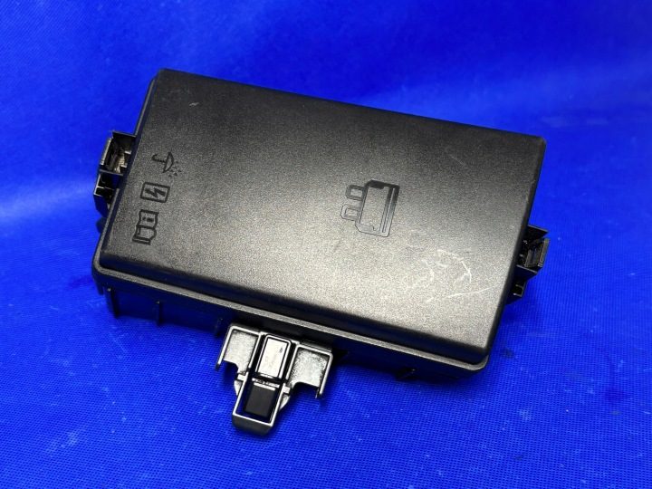 Блок корпус блока предохранителей оригинал Audi A3 8V 5Q0907361C OEM, фото 8