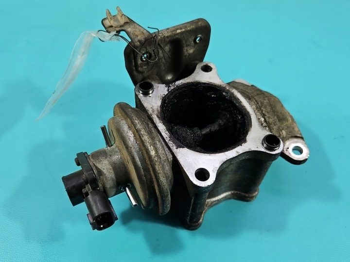 КЛАПАН EGR TOYOTA LAND CRUISER 120 J120 25800-30090 3.0 D4D (1KD), фото 1