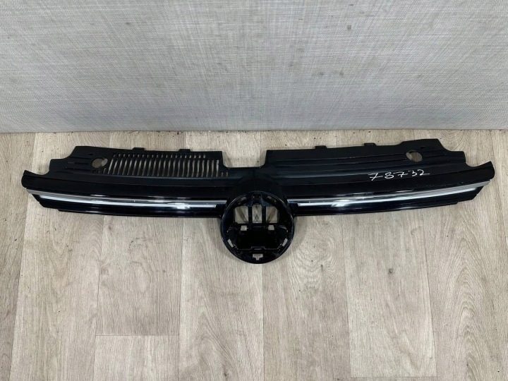 VW Golf 8 VIII решетка радиатора в сборе радар светодиоды 5H0853653B K82/GR775, фото 1