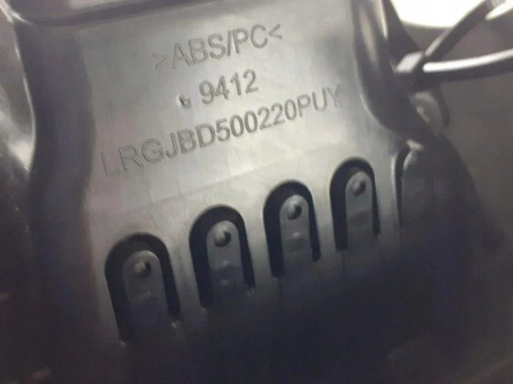 Воздухозаборник консоли JAGUAR XF (X250) 8X235467446A 3.0L дизель 202 кВт 2009, фото 5