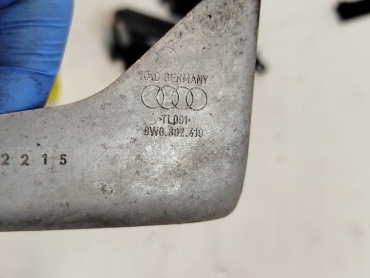 КРОНШТЕЙН AUDI A4 B9 8W0802419, фото 2