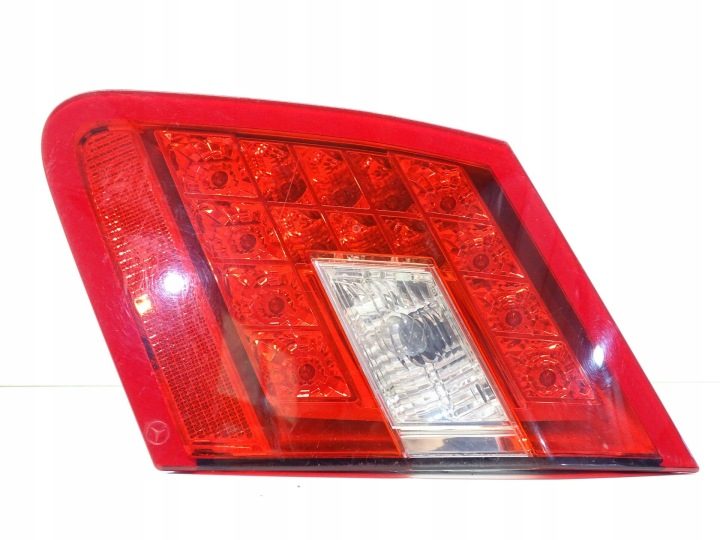 ФОНАРЬ ПРАВЫЙ ЗАДНИЙ В КРЫШКУ LED ЕВРОПА MERCEDES E-КЛАСС W212 СЕДАН A2128200864, фото 2