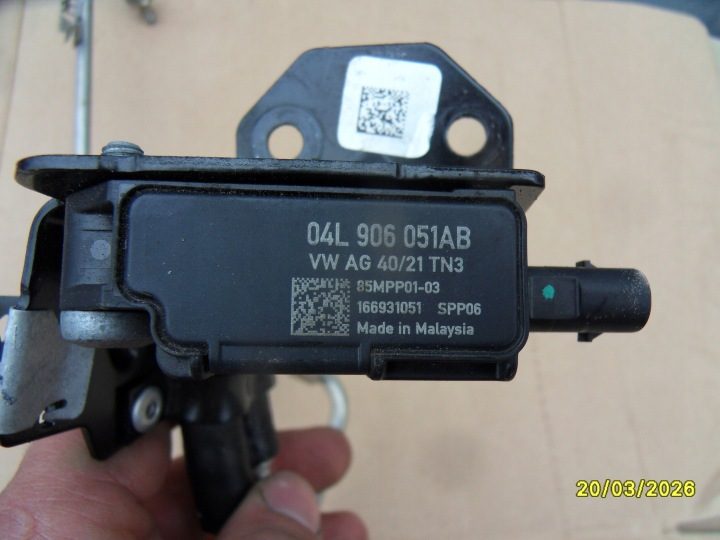 ДАТЧИК ДАВЛЕНИЯ ВЫХЛОПНЫХ ГАЗОВ ТРУБКИ VW CADDY V 2K7 04L906051AB 05L131552AH, фото 5