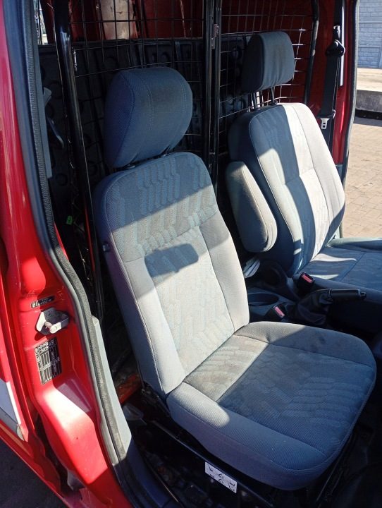 Ford Transit Connect T200 02-13 СИДЕНЬЕ ПРАВОЕ ПАССАЖИРА, фото 1