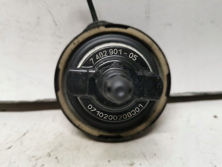 КРЫШКА ГОРЛОВИНЫ БЕНЗОБАКА BMW X2 F39 7482901 ALL/E/3 BMW X2, фото 3