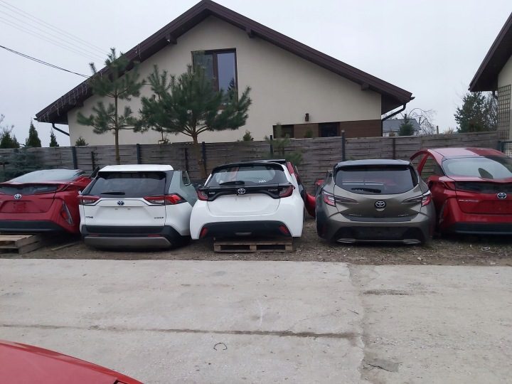 Toyota AYGO II молдинг крыши ПРАВЫЙ уплотнитель, фото 7