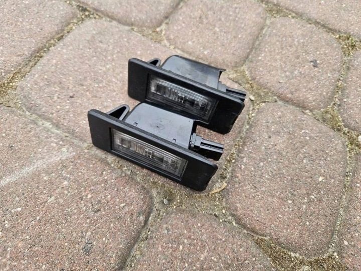 Подсветка фонарь багажника номерного знака Opel Zafira C 13590043, фото 1