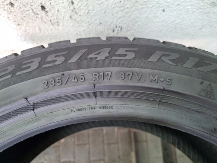 Шина зимняя Pirelli Winter SottoZero 3 235/45R17 97 В сцепление на снегу (3PMSF), усилитель (XL), фото 5