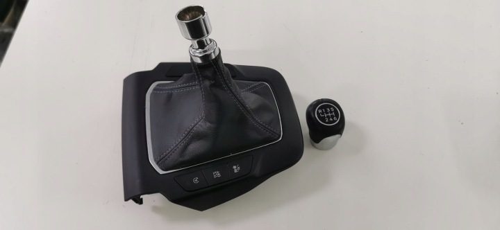FORD FOCUS MK4 18- Ручка чехол рамка панель JX7B-A045A66-AW, фото 6