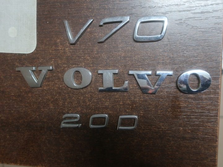 Volvo V70 III 3 значок эмблема на крышку задняя 2.0 дизель 07-13, фото 1