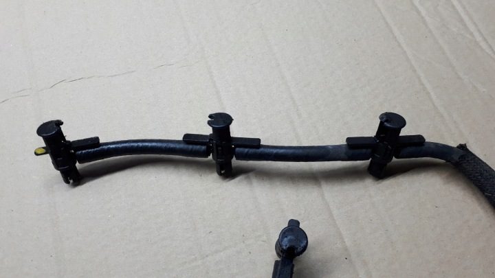 ШЛАНГИ ОБРАТНЫЕ ТОПЛИВА AUDI VW 3.0TDI 059218AM, фото 2