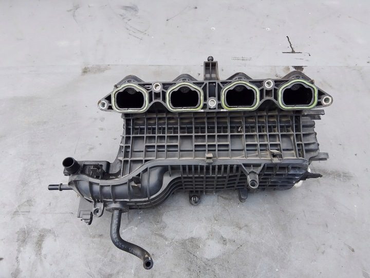 Впускной коллектор VW Seat Skoda Audi 1.4 TSI CXS 04E145749B, фото 2