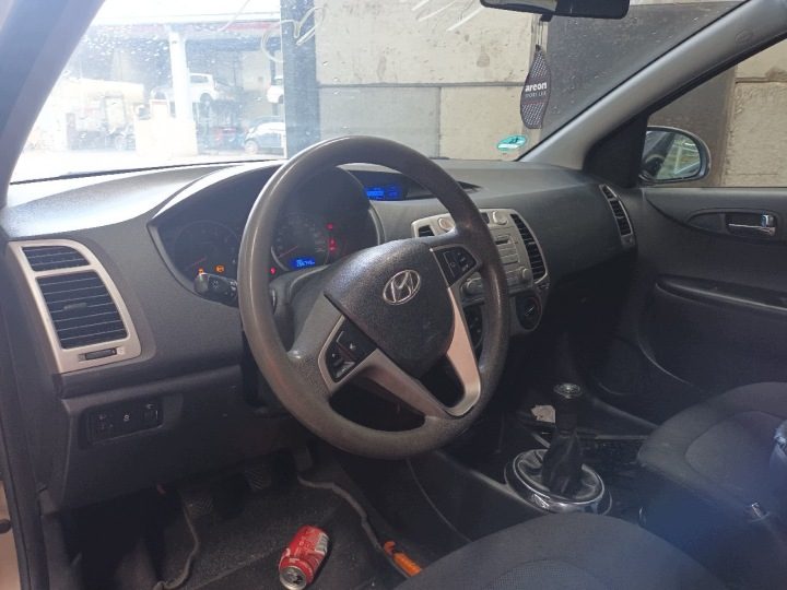 Hyundai i20 2008 - 2012 Стойка пружины передняя левая 546504P050 546501J050, фото 10