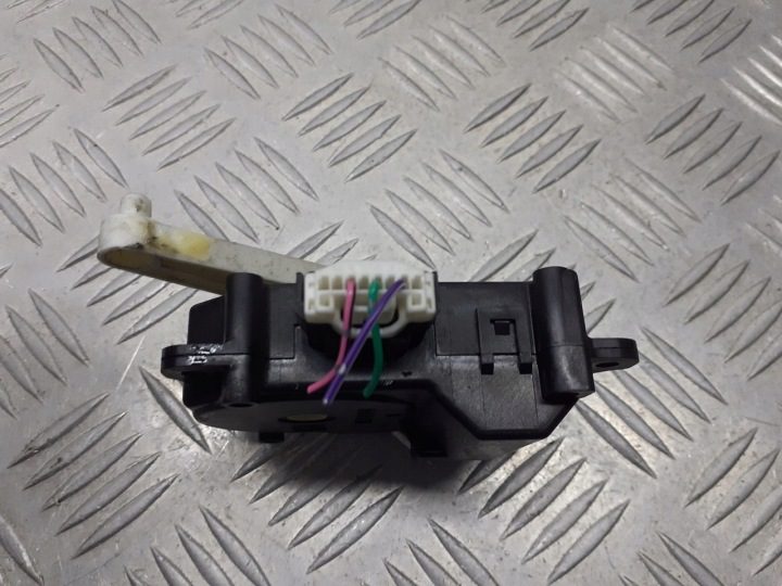 МОТОРЧИК ЗАСЛОНОК ПЕЧКИ MAZDA 5 CR HB601BA6R-01 861000-7070, фото 2