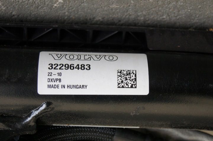 VOLVO V90 II оригинал фаркоп эл. складной 3, фото 8