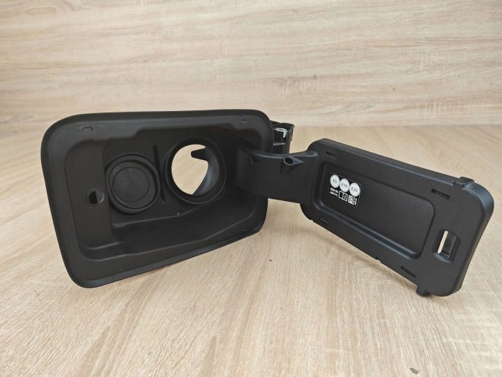 ОРИГИНАЛЬНЫЙ ЛЮЧОК КРЫШКА ГОРЛОВИНЫ БЕНЗОБАКА BMW X5 G05 РЕСТАЙЛИНГ 7440018 9 л.с., фото 5