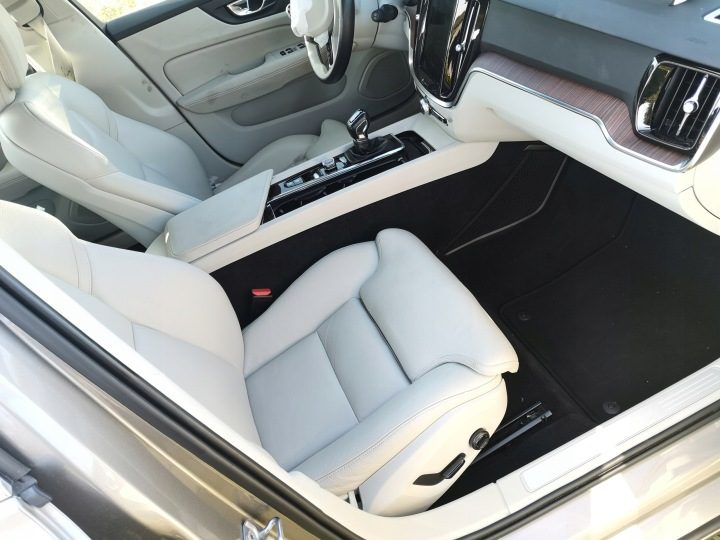 Тунель центральний підлокітник VOLVO V60 II 2018-2023 Inscription s60 III, фото 2