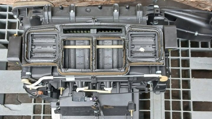 ОТОПИТЕЛЬ MERCEDES BENZ C-КЛАСС W203 2.0K 01 г. 9400352, фото 4