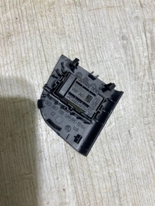 Кнопка регулировка стекла Skoda OE 5E0867185, фото 2