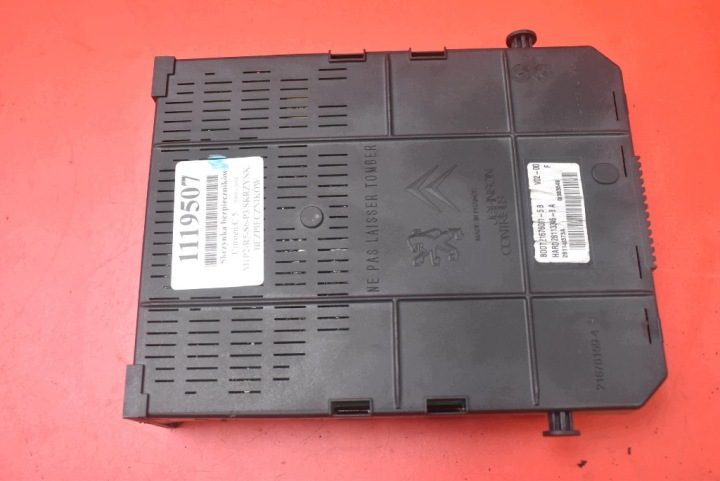 Блок предохранителей BSI 9660105980 Citroen C5 1 I 1.6 HDI 109 л.с. рестайлинг, фото 2