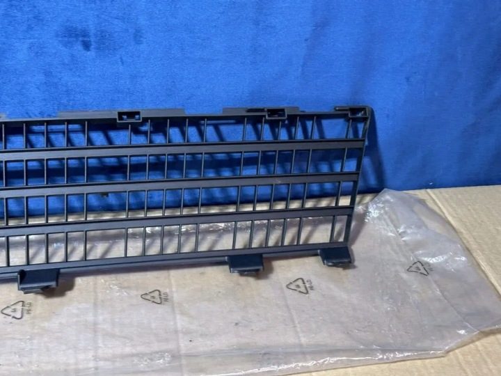 Решетка бампера Renault Clio III GT RS, фото 2