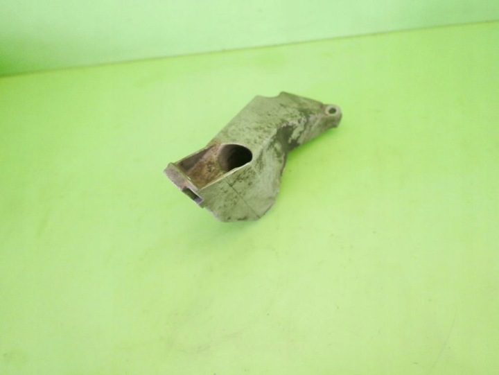 КРОНШТЕЙН ДВИГАТЕЛЯ 8E0199307A AUDI A4 B6 2.0, фото 1
