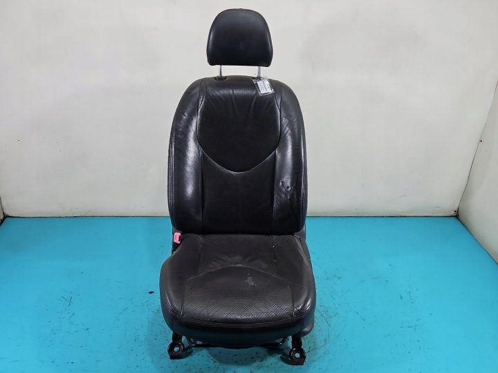 СИДЕНЬЕ ЛЕВОЕ ПЕРЕДНЕЕ ВОДИТЕЛЯ КОЖА TOYOTA RAV4 III 05-08 EU 5D, фото 1