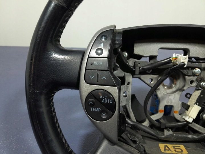 Toyota Prius II XW20 руль мультифункциональный кожа, фото 6